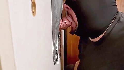 Milf gets her ass and pussy stretched