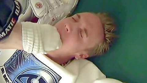 Sexy blondie's pussy is fucked