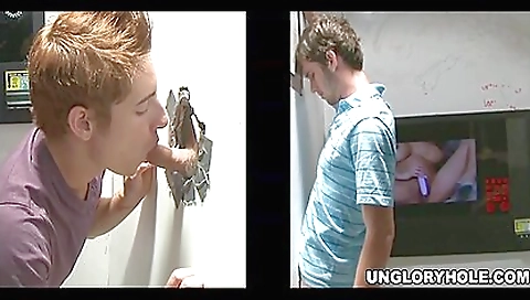 Hawt couple fucking in the kitchen