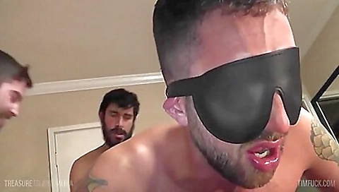 Sadyboyfriend and facial cumshot