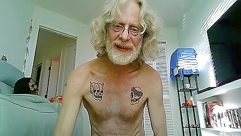 Mature woman with a hot body